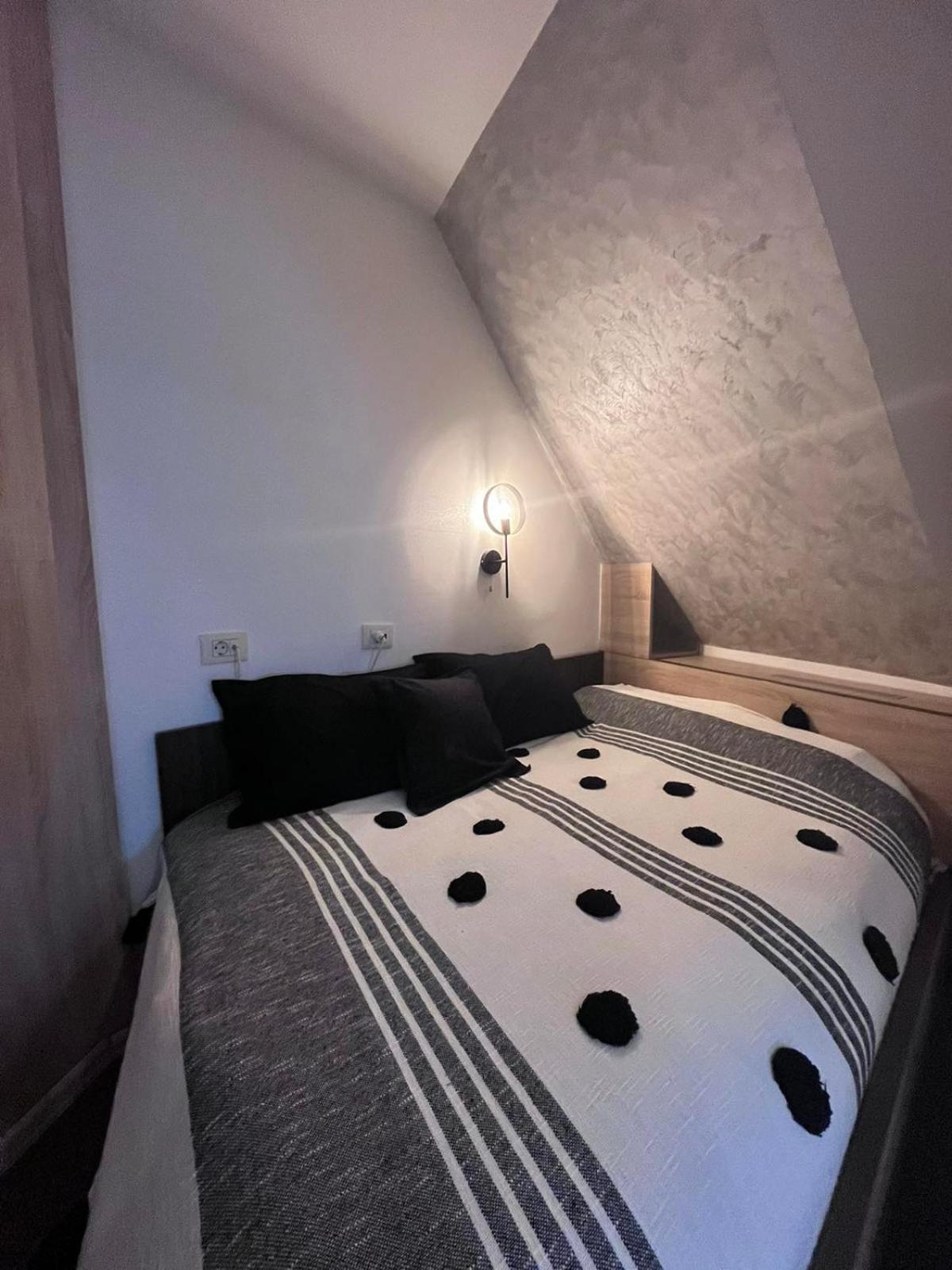 Apartment Maja Konaci